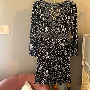 Nine West Navy Blue Pattern Dress. Size PM.
